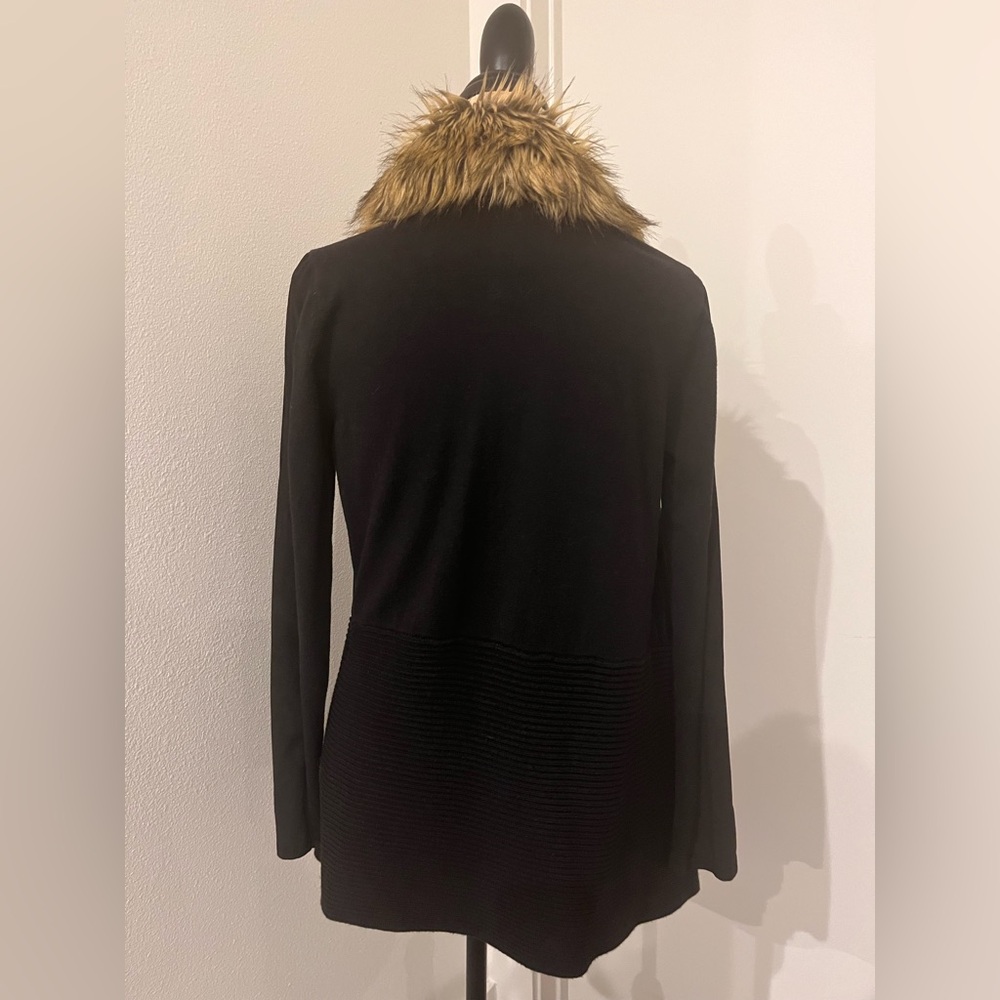 Black Sweater/jacket shacket with Faux Fur Collar. - Picture 3 of 4